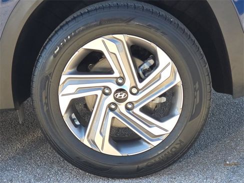 Certified 2023 Hyundai Santa Fe SE image 10