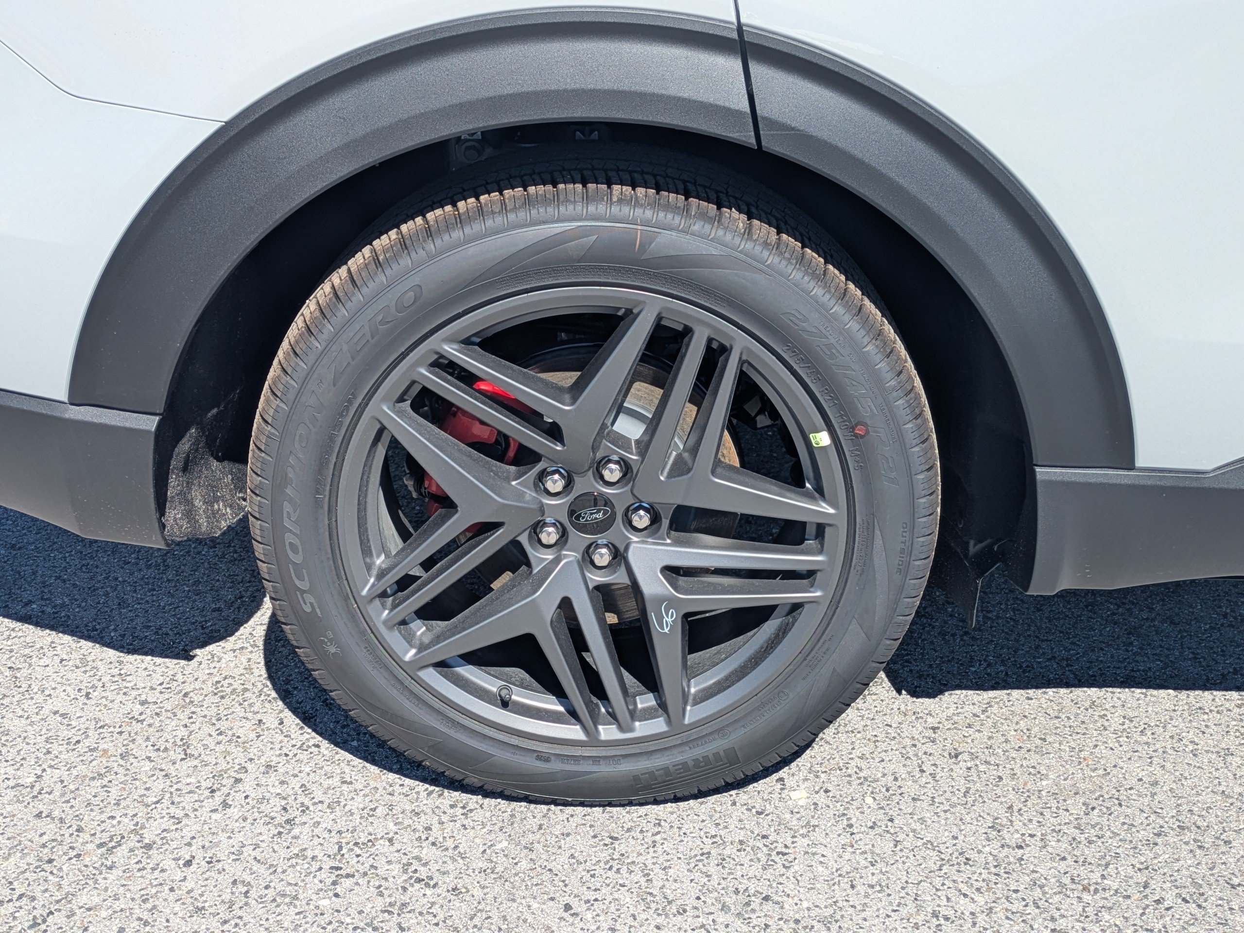New 2027 Ford Explorer ST-Line w/ Premium Package RWD image 11