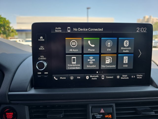 Certified 2025 Honda Pilot TrailSport image 23