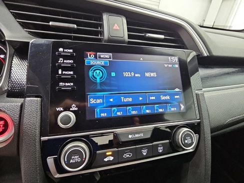 Used 2019 Honda Civic Sport image 15