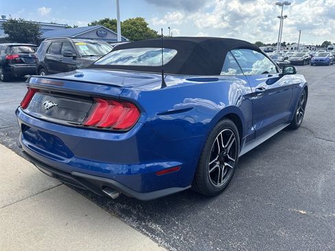 Used 2022 Ford Mustang Premium image 3