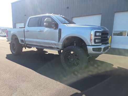 Used 2023 Ford F250 Lariat w/ Tremor Off-Road Package AWD/4WD image 24