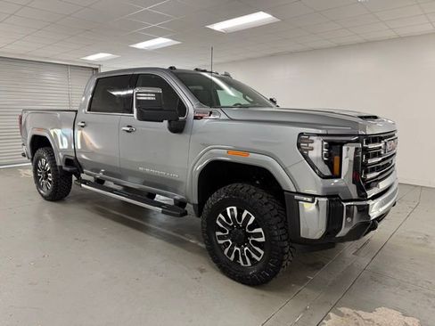 New 2026 GMC Sierra 2500 SLT w/ SLT Premium Package image 3