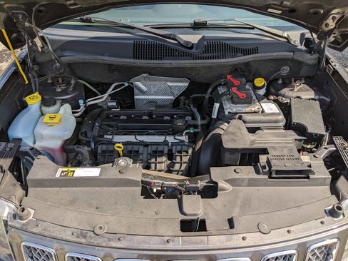 Used 2016 Jeep Compass High Altitude AWD/4WD image 23