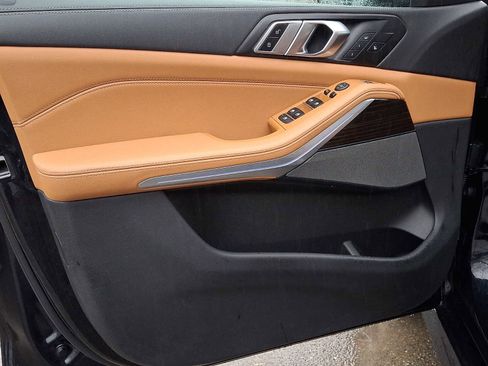 Certified 2024 BMW X5 xDrive40i w/ M Sport Package image 12