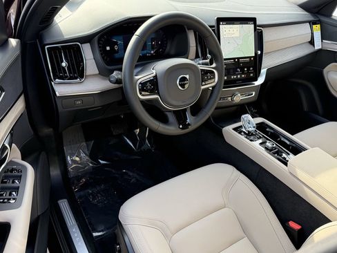 New 2026 Volvo XC90 B6 Plus w/ Protection Package Premier image 15