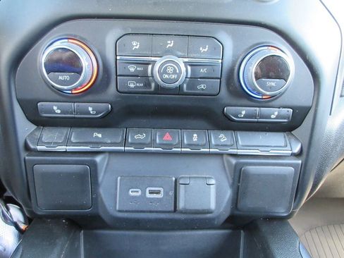 Certified 2022 Chevrolet Silverado 1500 LT Trail Boss w/ Safety Package AWD/4WD image 33
