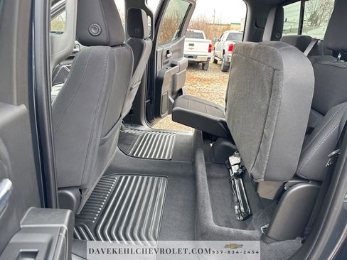 Used 2022 Chevrolet Silverado 1500 LT w/ Z71 Off-Road Package image 34