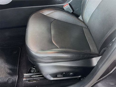 Used 2023 Jeep Compass Limited image 19