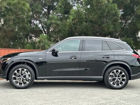 Certified 2025 Mercedes-Benz GLC 350e 4MATIC image 8
