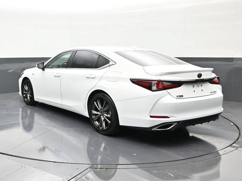 Used 2019 Lexus ES 350 F Sport w/ Accessory Package 2 FWD image 3