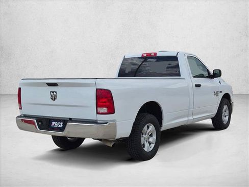 Used 2022 RAM 1500 Classic SLT AWD/4WD image 5