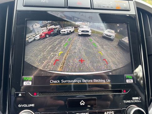 Used 2021 Subaru Ascent Premium w/ Convenience Package image 25