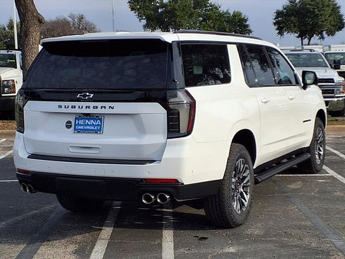 New 2026 Chevrolet Suburban Z71 w/ Comfort Package image 4