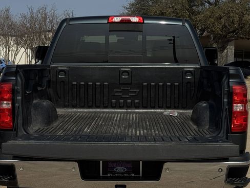 Used 2018 Chevrolet Silverado 2500 LTZ w/ Duramax Plus Package image 32