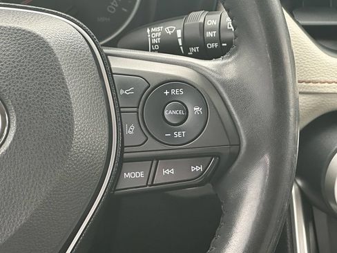 Used 2019 Toyota RAV4 XLE Premium w/ All Weather Liner Package AWD/4WD image 21