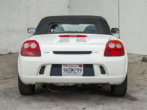 Used 2003 Toyota MR2 image 5
