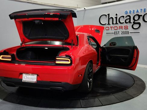 Used 2016 Dodge Challenger SRT Hellcat RWD image 21