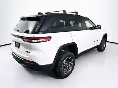 Used 2023 Jeep Grand Cherokee Trailhawk w/ Advanced Protech Group II AWD/4WD image 9