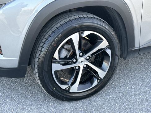 Used 2024 Chevrolet Trax RS w/ Driver Confidence Package image 29