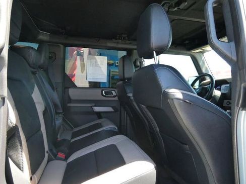 Certified 2023 Ford Bronco Wildtrak AWD/4WD image 15