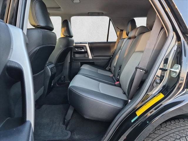 Used 2022 Toyota 4Runner SR5 Premium w/ Moonroof Package RWD image 16