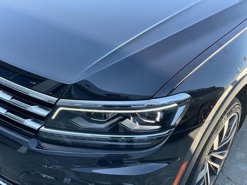 Used 2021 Volkswagen Tiguan SEL Premium R-Line image 33