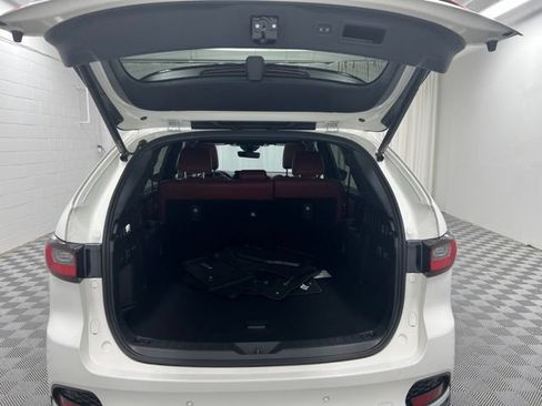 Used 2025 MAZDA CX-70 Plug-In Hybrid w/ Premium Plus AWD/4WD image 8