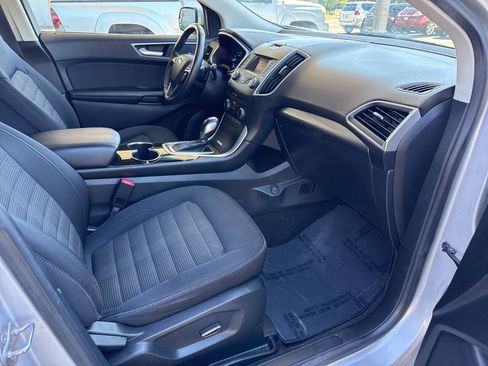 Used 2018 Ford Edge SEL AWD/4WD image 15