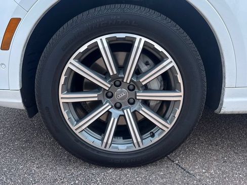 Used 2019 Audi Q7 3.0T Prestige w/ Prestige Package AWD/4WD image 16
