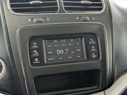 Used 2019 Dodge Journey SE w/ Connectivity Group FWD image 15