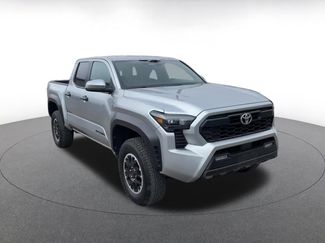 Used 2025 Toyota Tacoma TRD Off-Road video 2