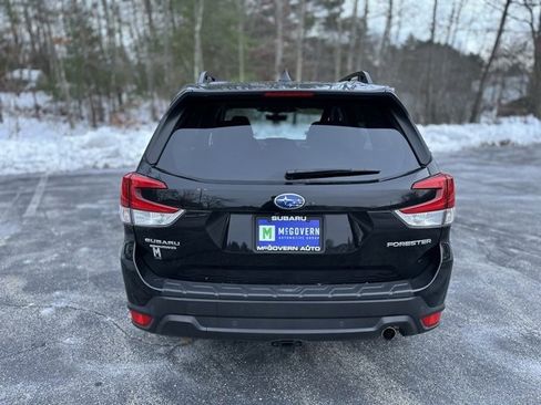 Used 2022 Subaru Forester Limited image 7