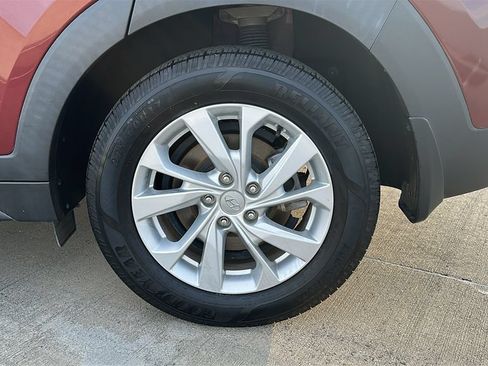 Used 2020 Hyundai Tucson SE FWD image 17