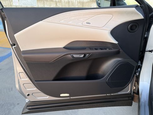 New 2026 Lexus RX 450h RX 450h+ Luxury image 16