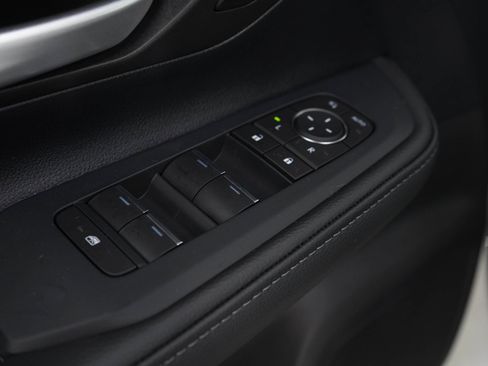 Used 2026 Toyota Grand Highlander AWD image 24