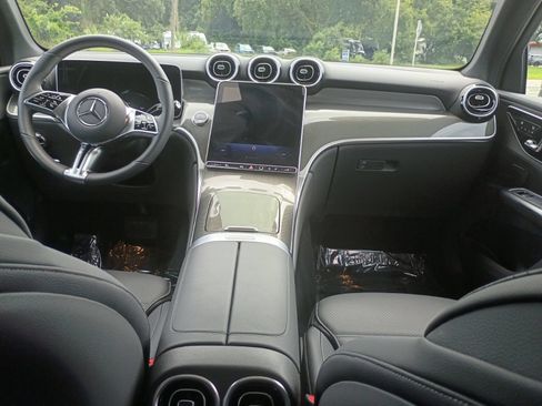 Used 2026 Mercedes-Benz GLC 300 image 7