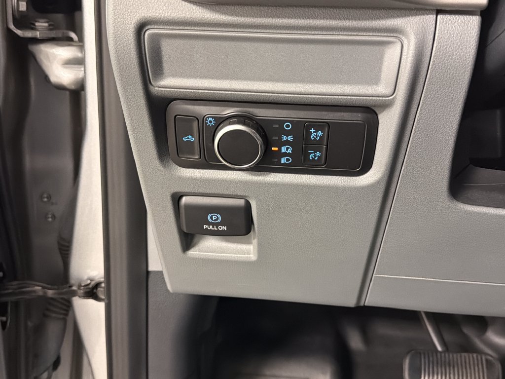 Used 2022 Ford F150 XL w/ Equipment Group 101A High RWD image 30