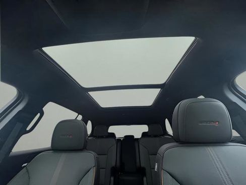 New 2026 GMC Acadia AT4 w/ Super Cruise Package image 28