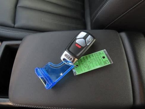 Used 2022 Audi A4 2.0T Premium Plus w/ Premium Plus Package image 27