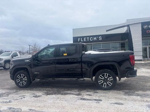 Certified 2025 GMC Sierra 1500 AT4 w/ AT4 Premium Package image 9