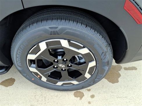 New 2026 Hyundai Santa Fe SE image 17