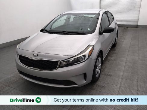 Used 2017 Kia Forte LX FWD image 1