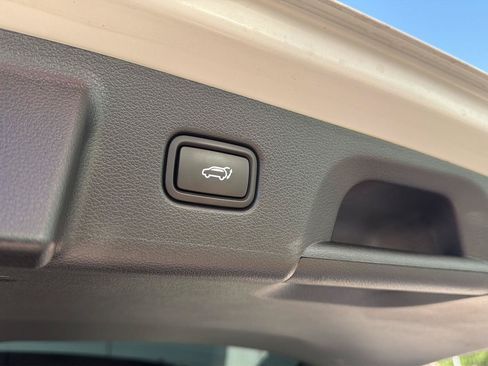 Used 2025 Hyundai Palisade Calligraphy AWD/4WD image 10