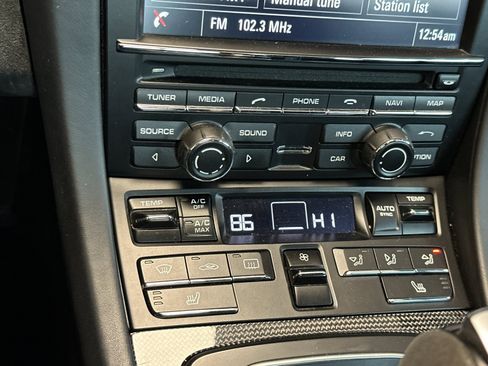 Used 2015 Porsche 911 GT3 image 19