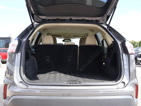 Used 2022 Ford Edge SEL image 20