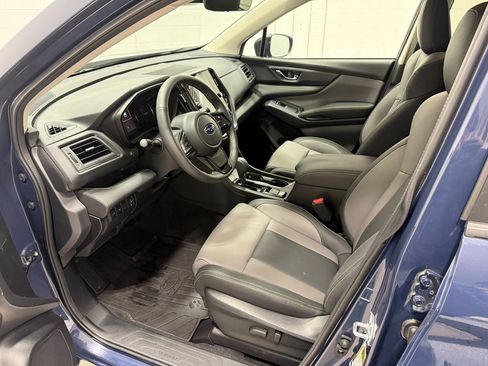 Used 2025 Subaru Ascent Onyx Edition image 11