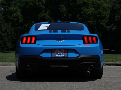 Used 2024 Ford Mustang Coupe RWD image 6