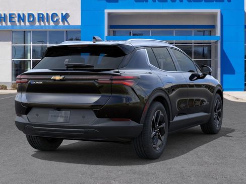 New 2026 Chevrolet Equinox EV LT image 6