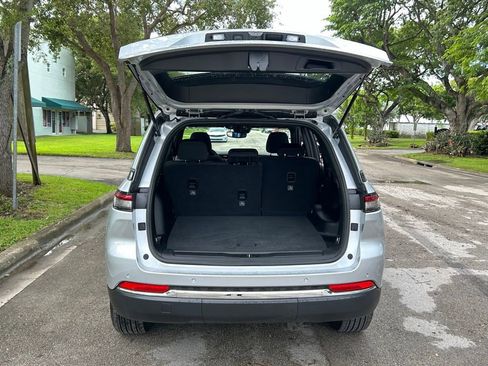 Certified 2024 Jeep Grand Cherokee Laredo X w/ Trailer Tow Package image 45